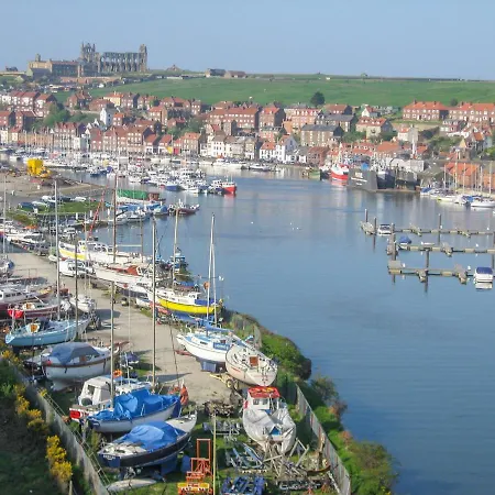 Moor Croft * Whitby